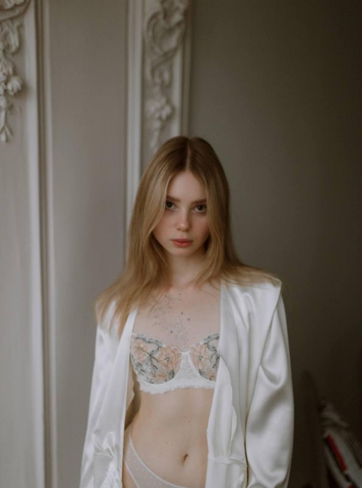 Индивидуалка Оленька фото № 2 в городе Нефтеюганск